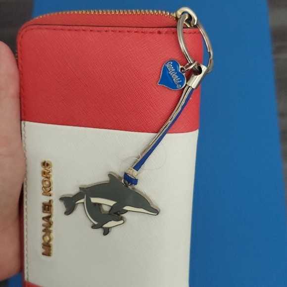 MK Spring Wallet - Picture 5 of 5